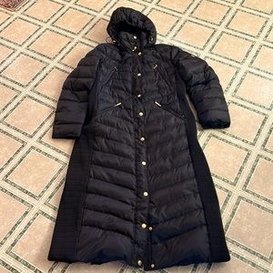 MICHAEL KORS EXTRA LONG DOWN COAT -LARGE